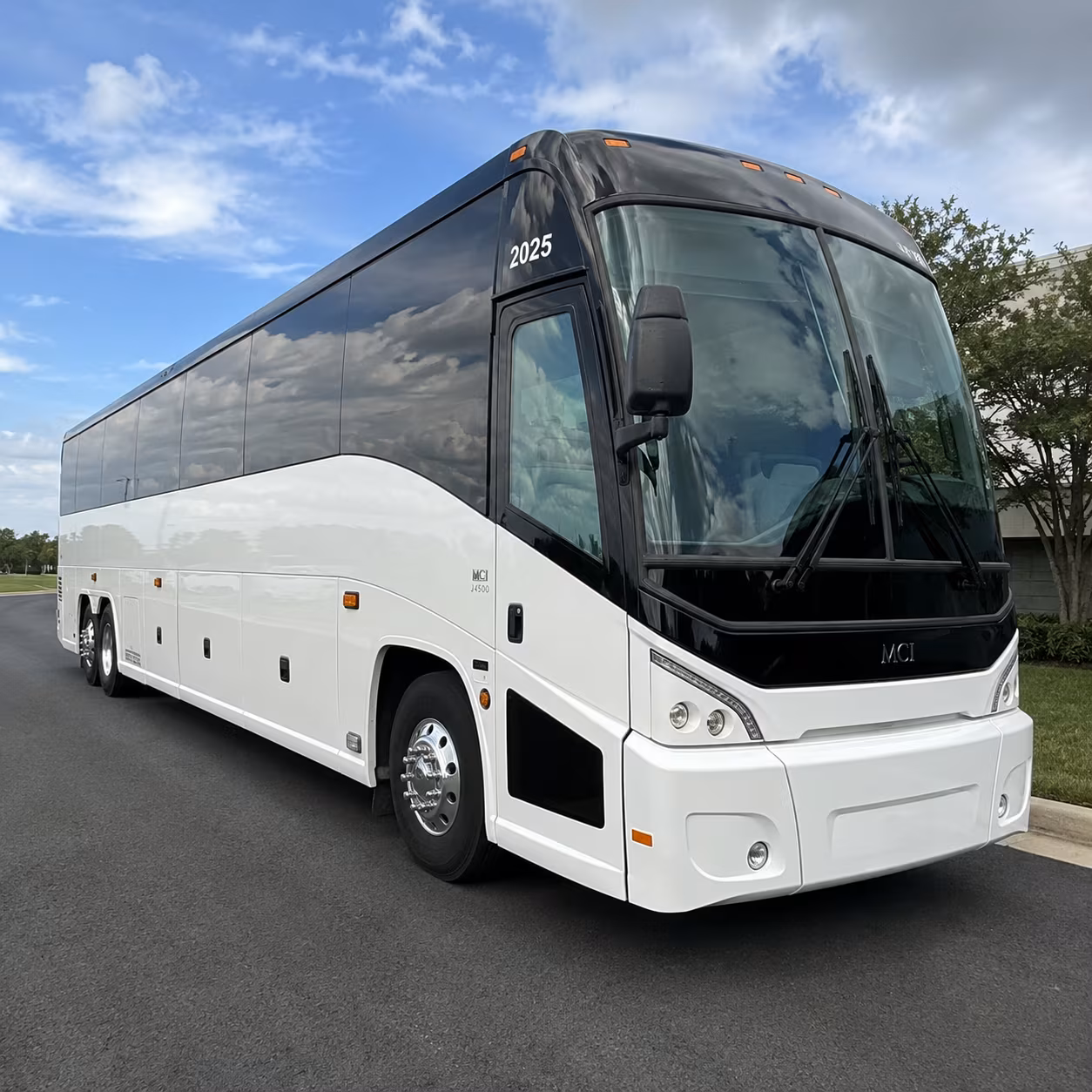 book executive airport transfers to norfolk international airport