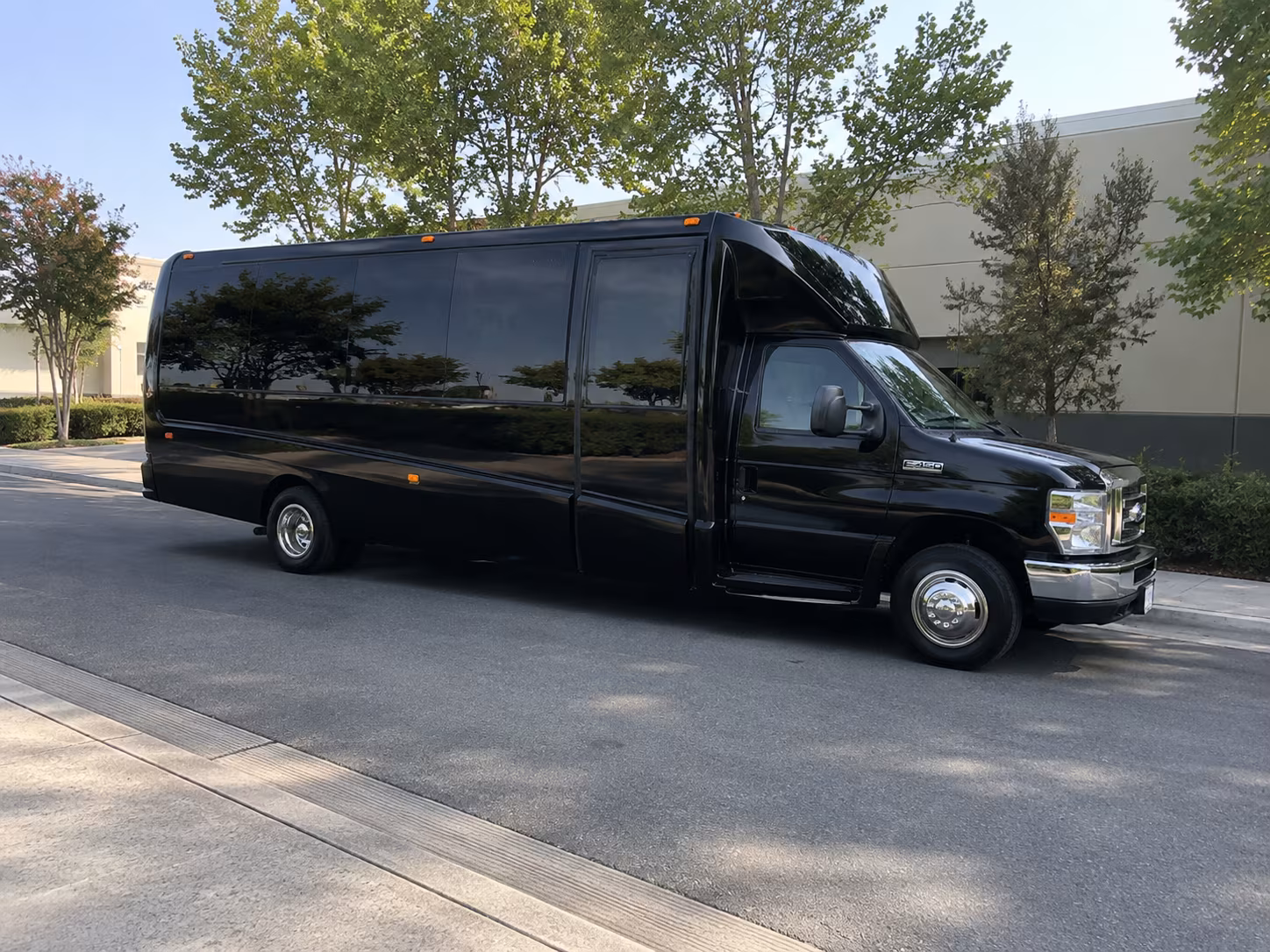 virginia beach corporate party bus rental